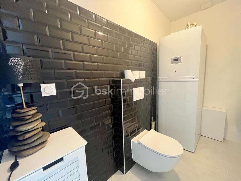 Maison - 104 m² - 4 pièces