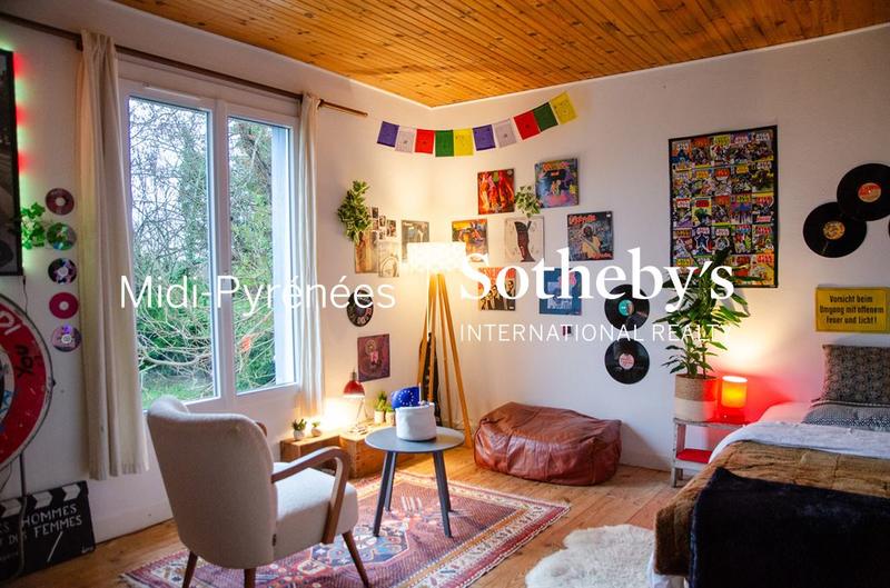 Maison - 142 m² - 7 pièces