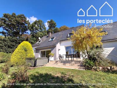 Maison - 140 m² - 7 pièces