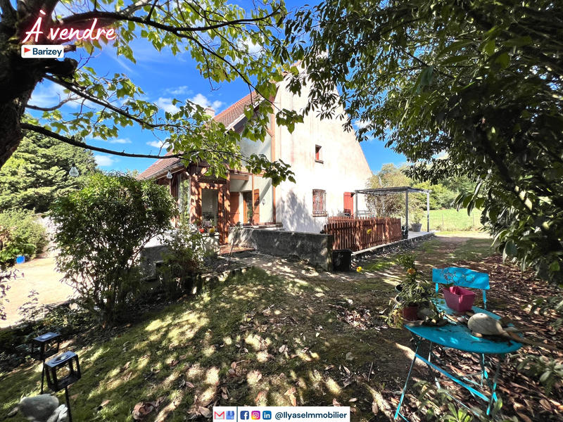 Maison - 289 m² - 10 pièces