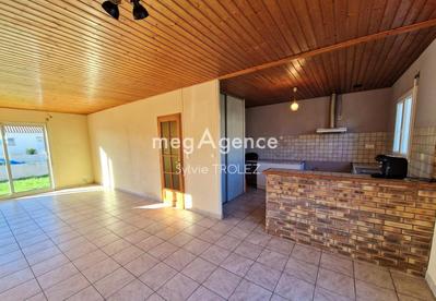 Maison - 100 m² - 4 pièces