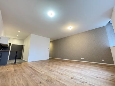 Appartement - 99 m² - 5 pièces