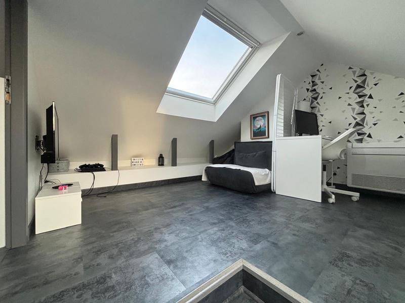 Maison - 114 m² - 6 pièces