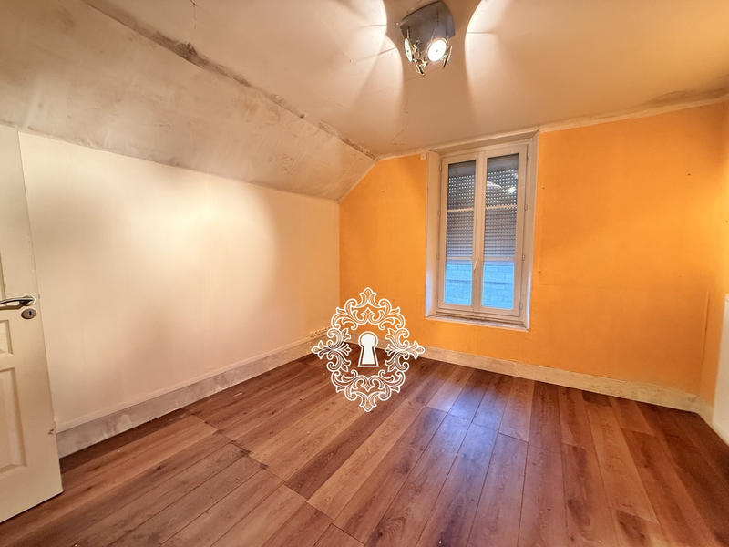 Maison - 138 m² - 5 pièces