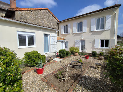 Maison - 111 m² - 4 pièces