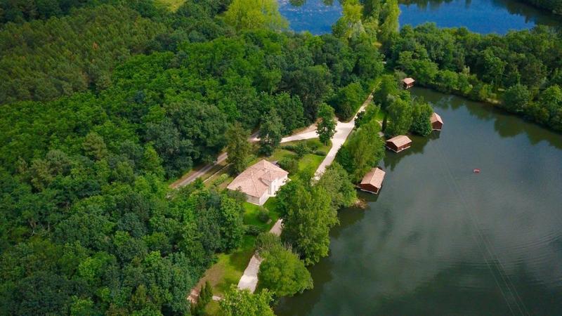 Maison - 274 m² - 11 pièces