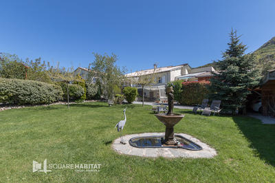 Maison - 550 m² - 15 pièces