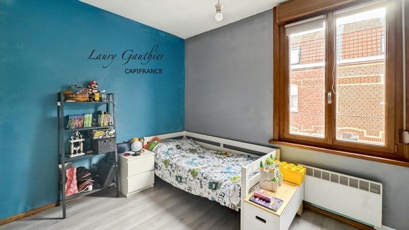 Maison - 95 m² - 5 pièces