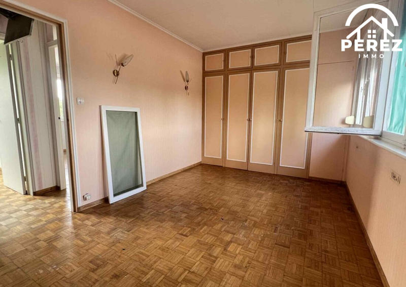 Maison - 97 m² - 5 pièces