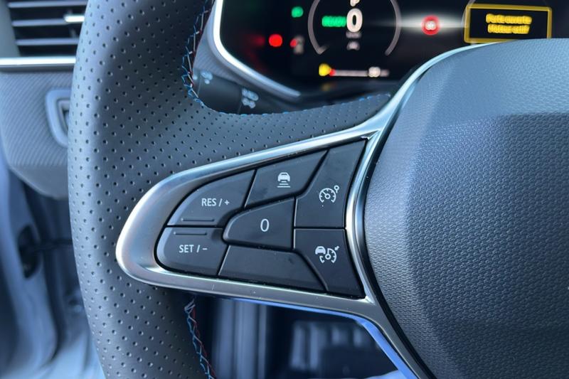 Renault Clio V E-Tech 145 Esprit Alpin