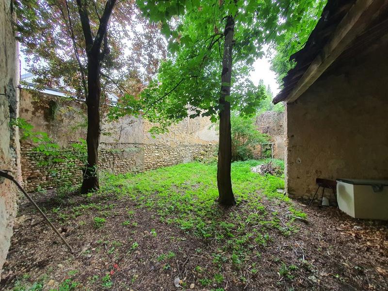 Maison - 727 m² - 7 pièces