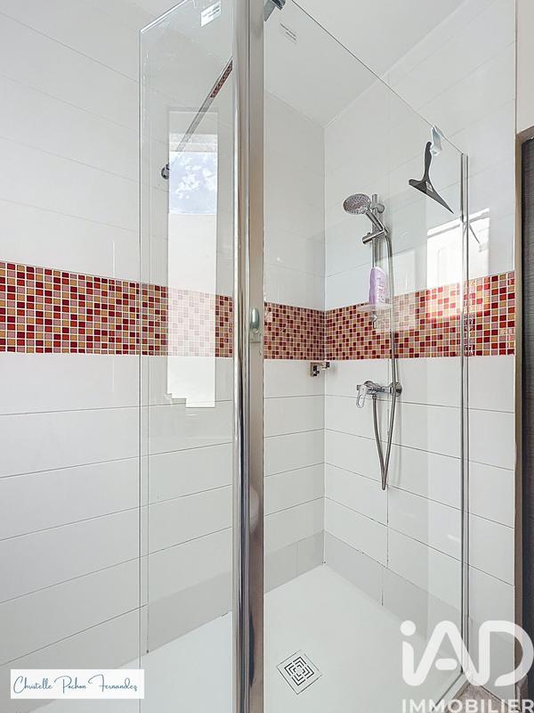 Maison - 95 m² - 4 pièces