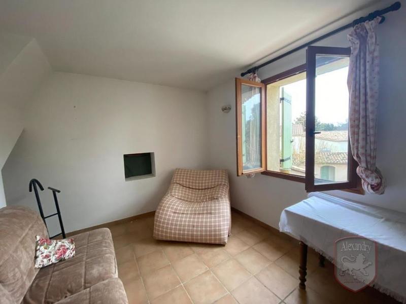 Maison - 240 m² - 9 pièces