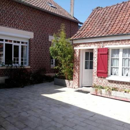 Maison - 239 m² - 9 pièces