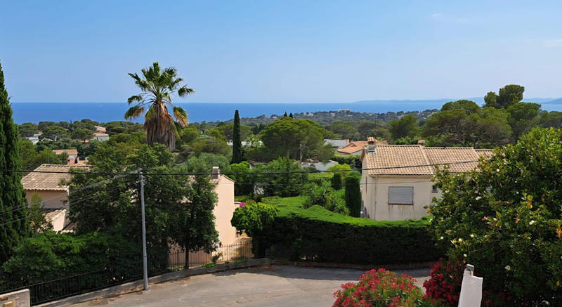 Maison - 300 m² - 10 pièces