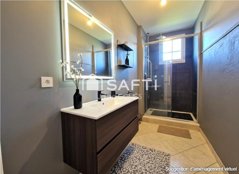 Maison - 92 m² - 5 pièces