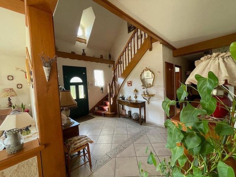 Maison - 185 m² - 7 pièces