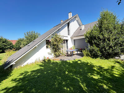 Maison - 170 m² - 8 pièces