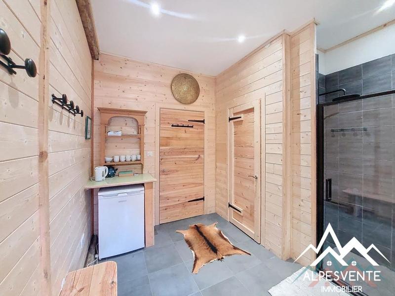 Maison ancienne - 200 m² - 9 pièces