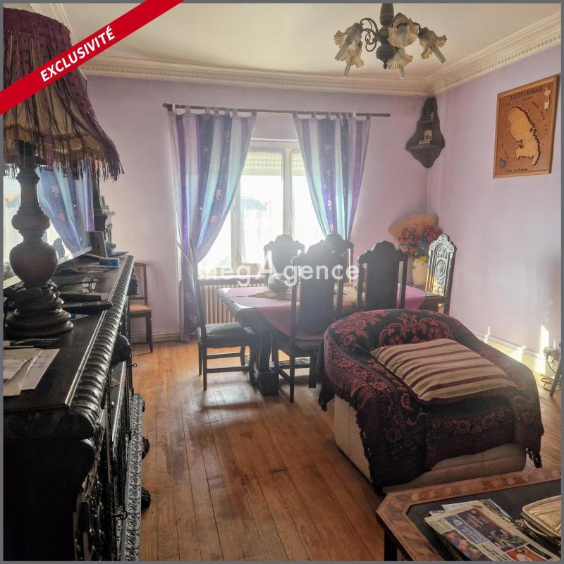 Maison - 328 m² - 12 pièces