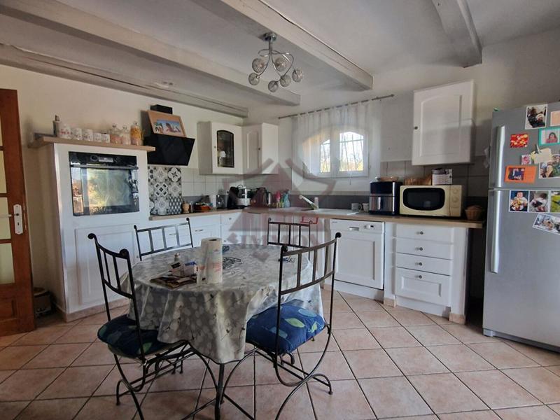 Maison traditionnelle - 190 m² - 9 pièces