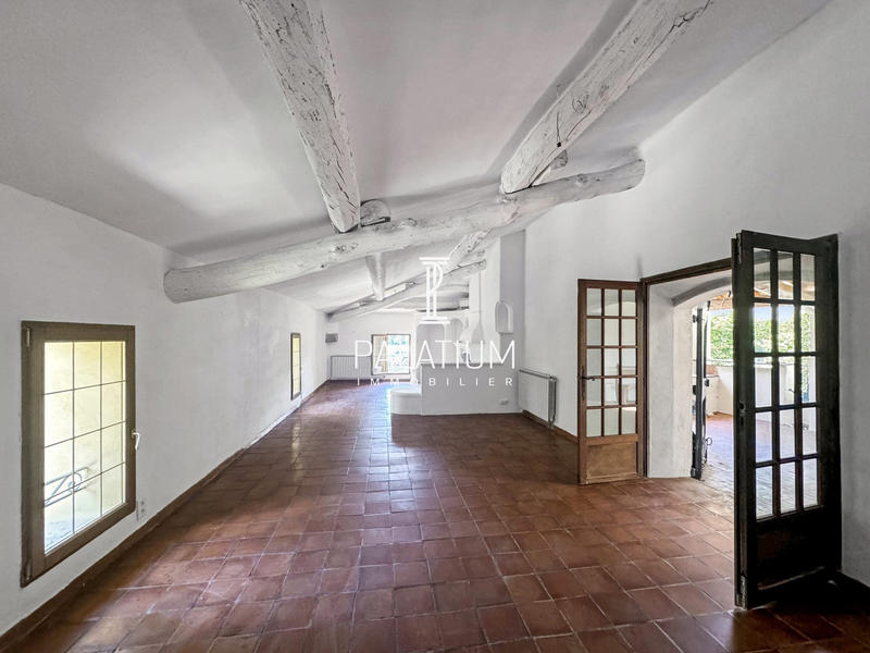 Bastide - 250 m² - 8 pièces