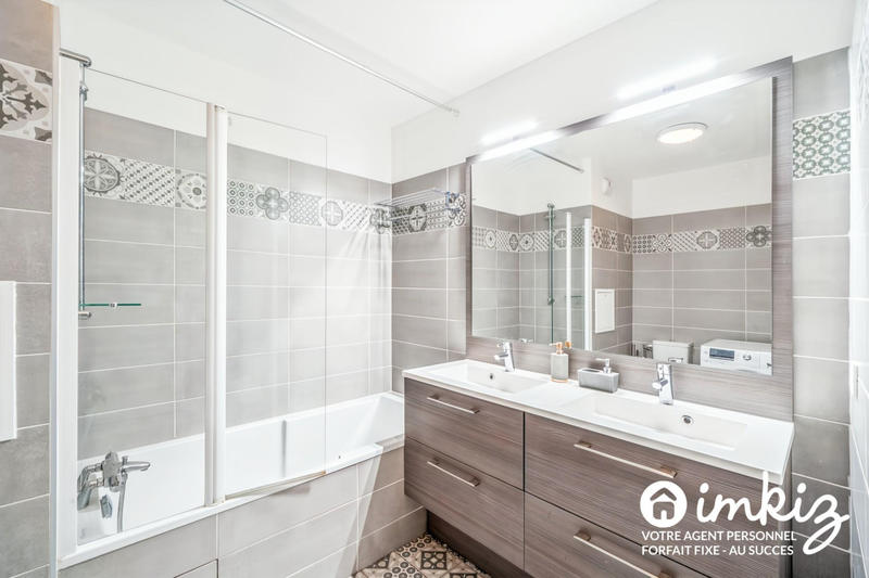 Appartement - 86 m² - 4 pièces