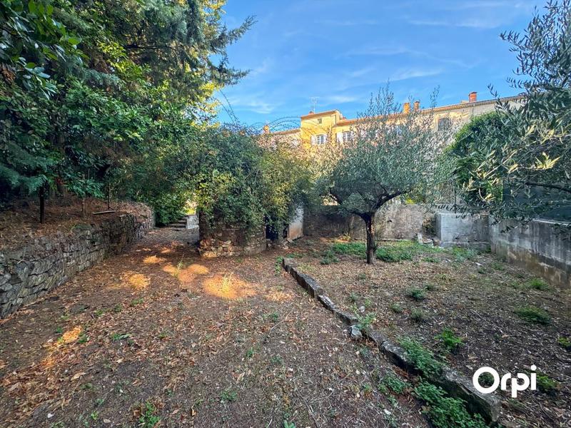 Maison de ville - 194 m² - 7 pièces