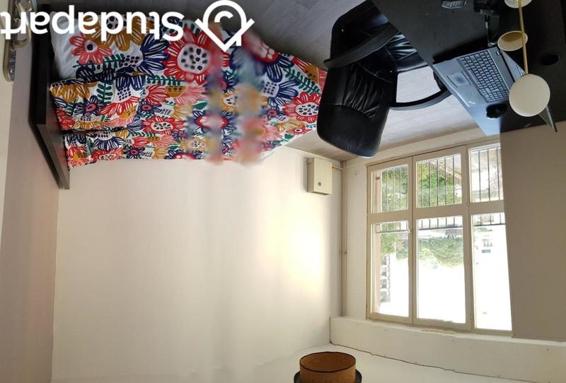 Chambre - 13 m² - 1 pièce