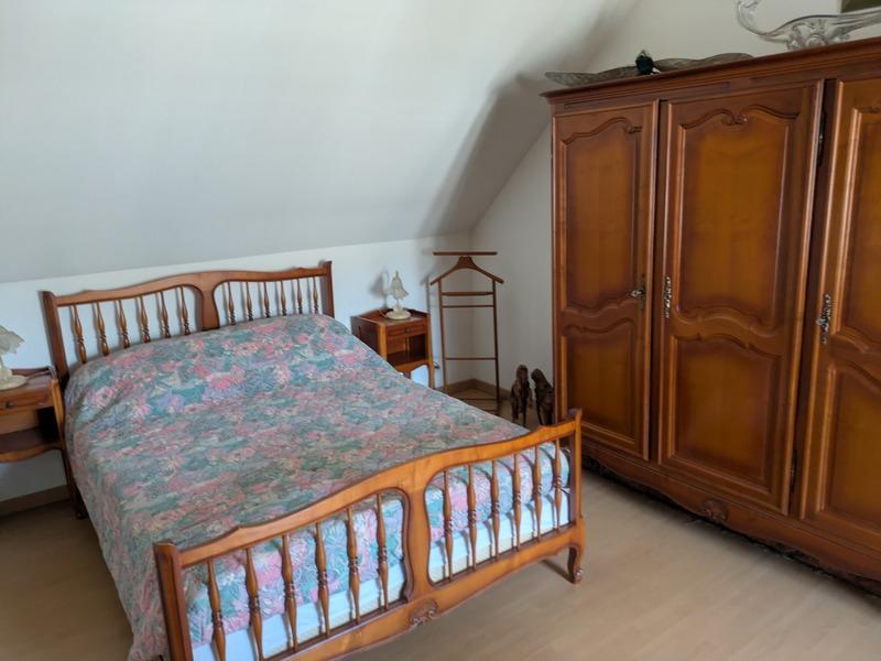 Maison - 195 m² - 9 pièces