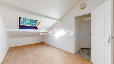 Maison - 120 m² - 7 pièces