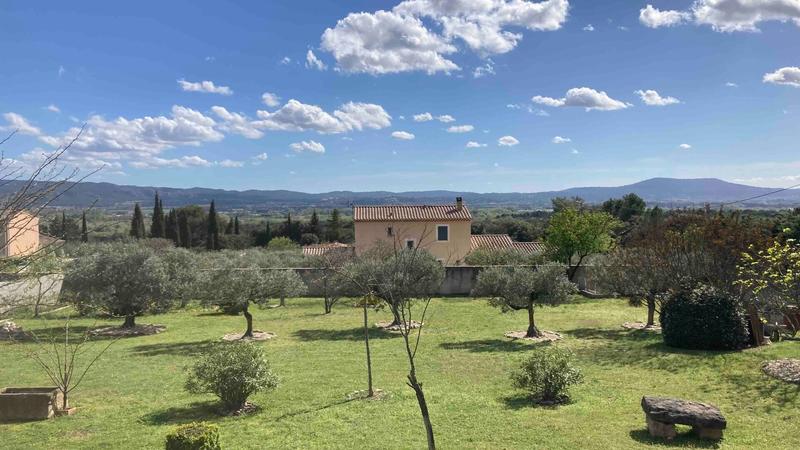 Maison - 147 m² - 5 pièces