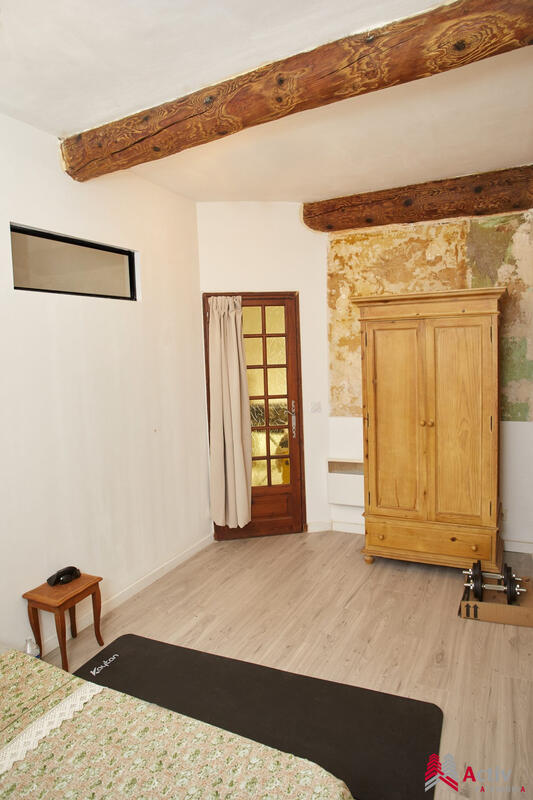 Immeuble - 146 m² - 1 pièce