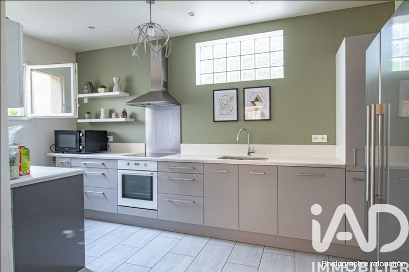 Maison - 140 m² - 8 pièces