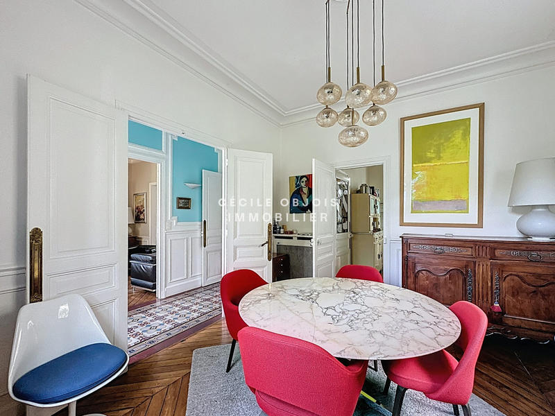 Maison - 147 m² - 9 pièces