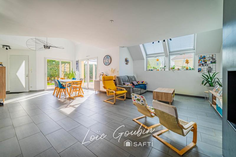 Maison - 187 m² - 8 pièces