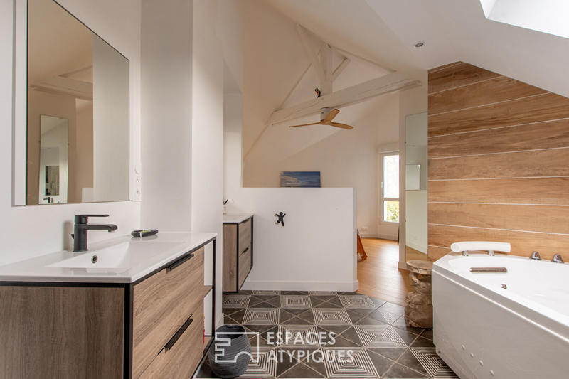 Maison - 195 m² - 9 pièces