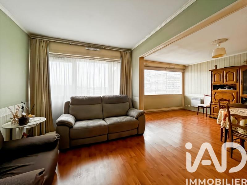 Appartement - 96 m² - 5 pièces