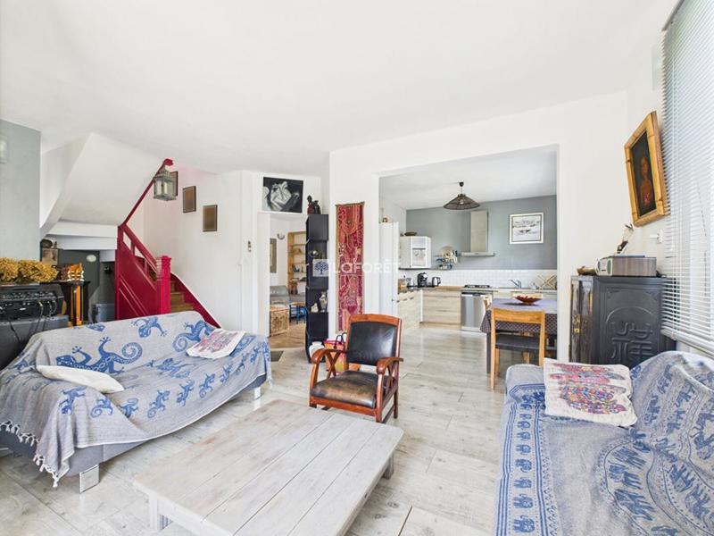 Maison - 101 m² - 5 pièces