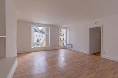 Studio - 40 m² - 1 pièce