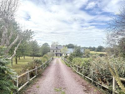 Maison - 160 m² - 5 pièces