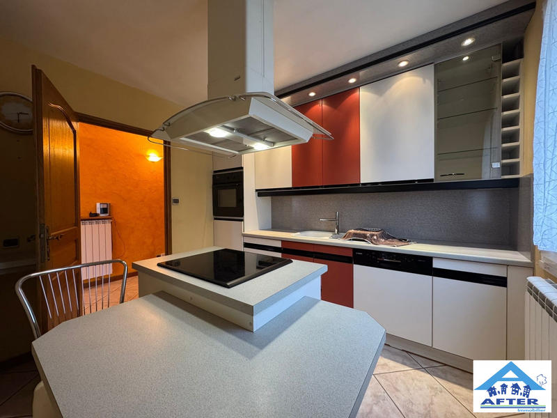 Maison - 102 m² - 5 pièces