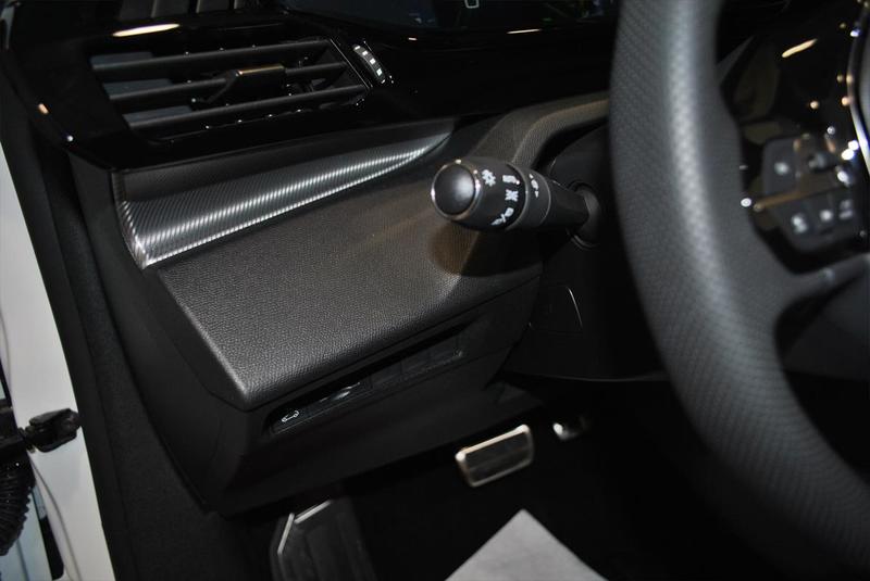 Peugeot 308 Sw III 1.5 Bluehdi 130 Eat8 Gt