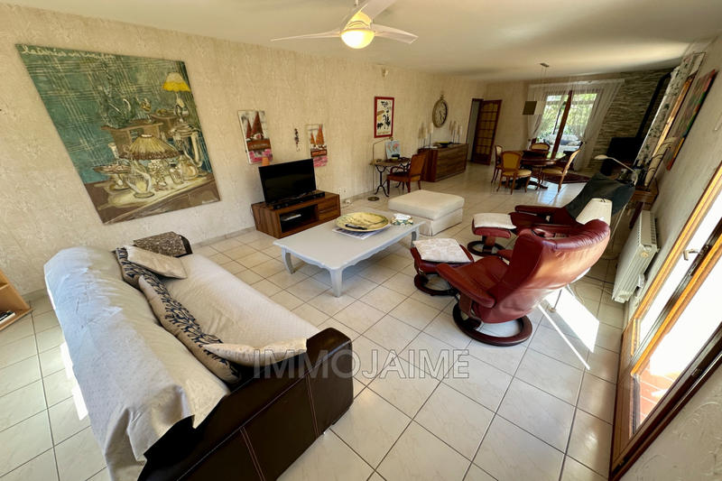 Villa - 163 m² - 5 pièces