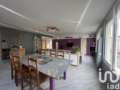 Maison - 180 m² - 6 pièces