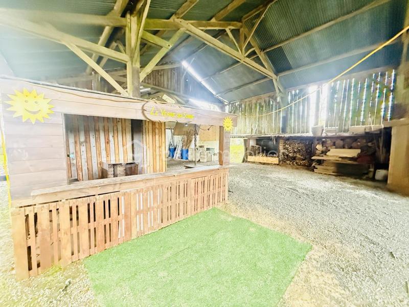 Longère - 296 m² - 6 pièces