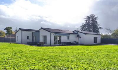 Pavillon - 100 m² - 5 pièces