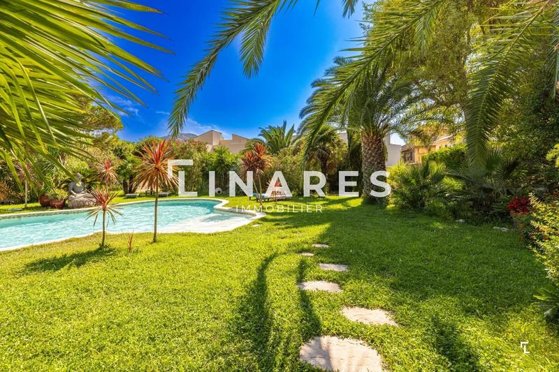 Maison chambre d'hôtes - 360 m² - 8 pièces