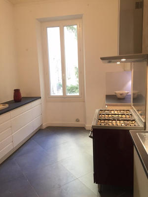 Appartement - 100 m² - 3 pièces