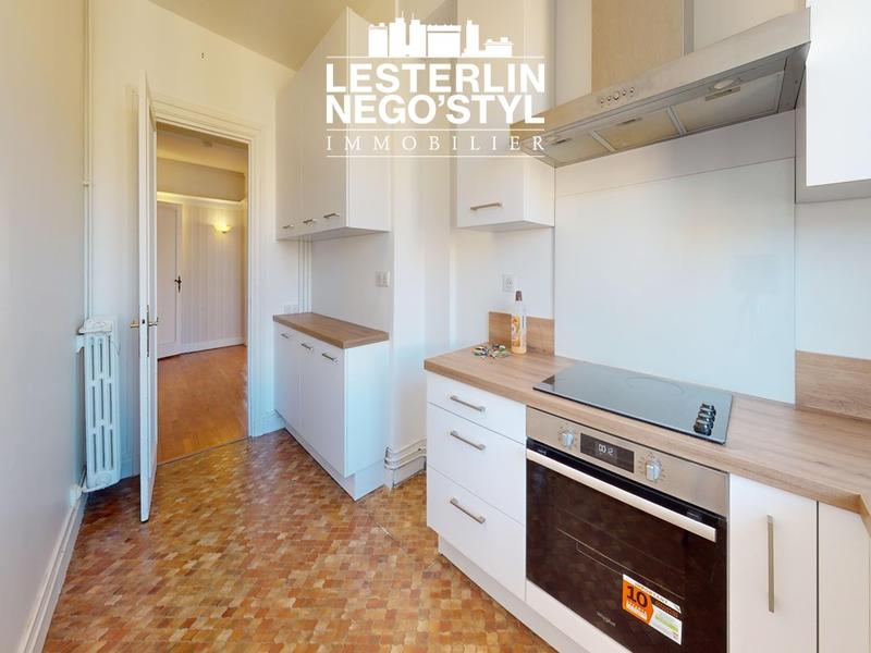 Appartement - 90 m² - 3 pièces